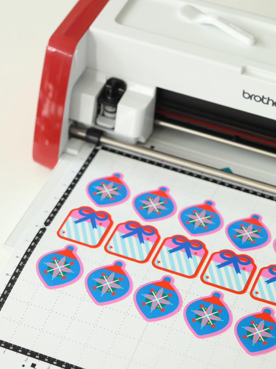 Brother Scan N Cut SDX900 SDX 900 Cutting Machine Crafts HTV Vinyl Cardstock Personalized Souvenirs