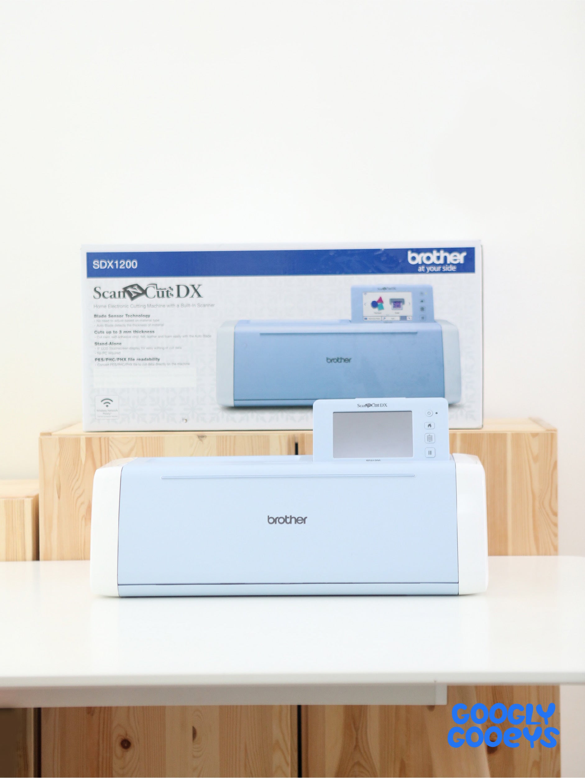 Brother Scan N Cut SDX1200 & SDX900 DIY Craft Hobby Cutting Machine Vinyl Stickers Crafts HTV Vinyl