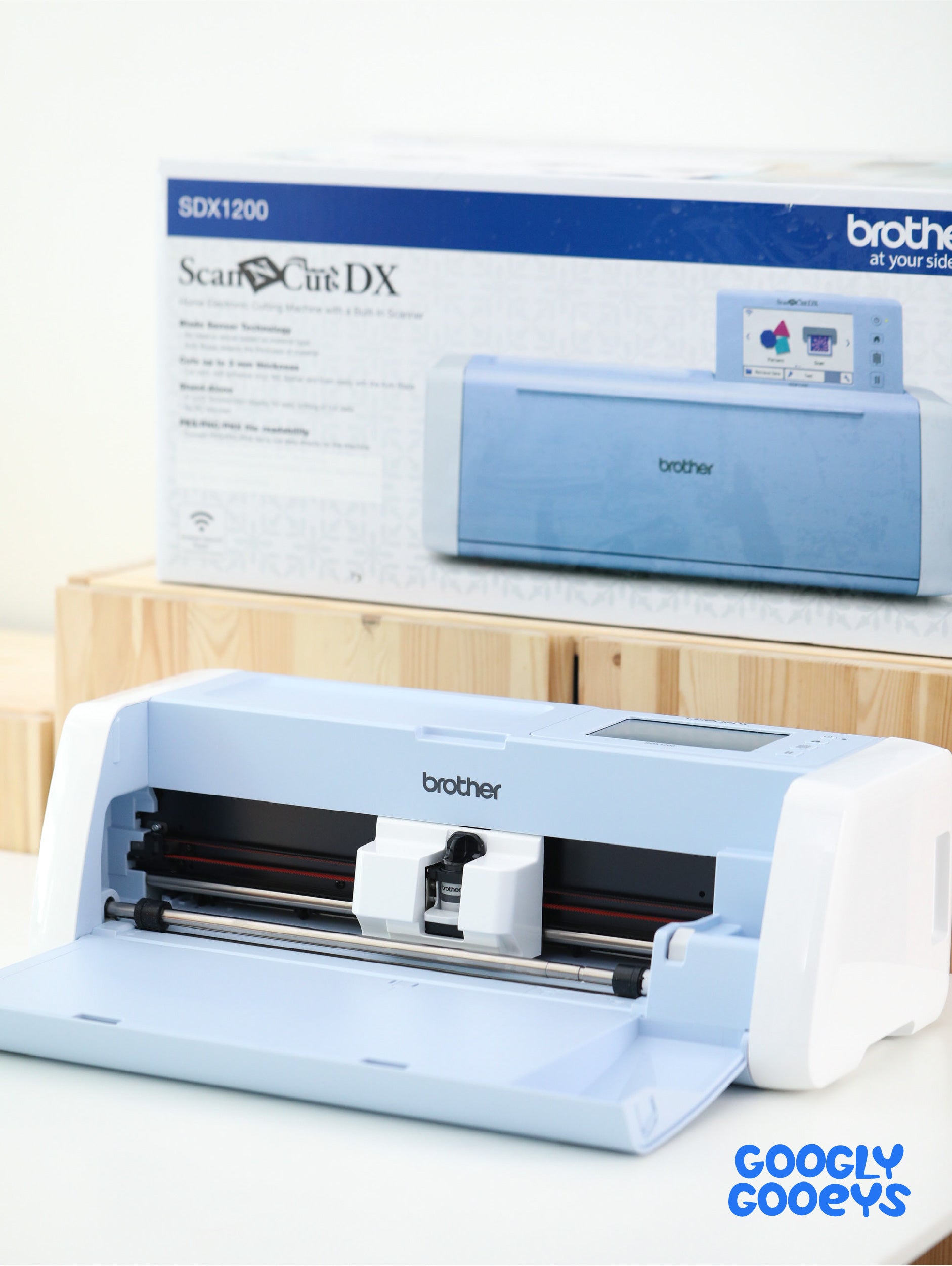 Brother Scan N Cut SDX1200 & SDX900 DIY Craft Hobby Cutting Machine Vinyl Stickers Crafts HTV Vinyl