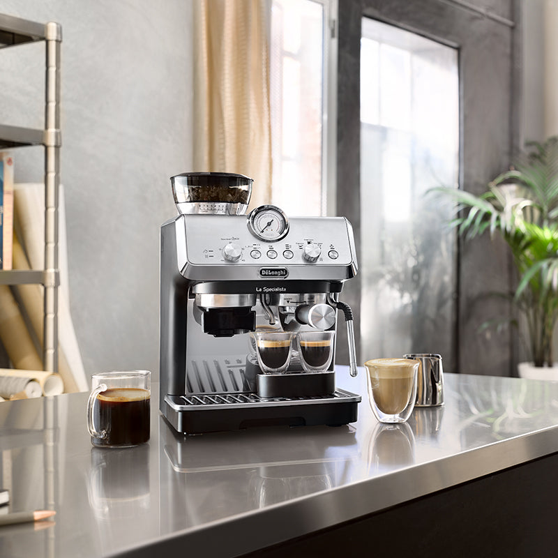 De’Longhi Pump Espresso Maker Arte EC9155.MB