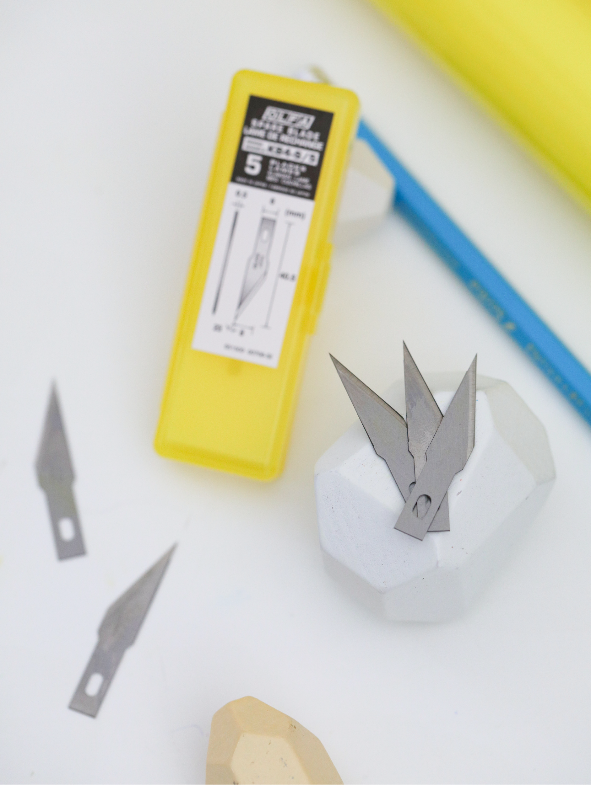 Olfa 45mm AK-4 Blade Refill--GooglyGooeys | Cricut | Arts Craft and DIY Store based in the Philippines