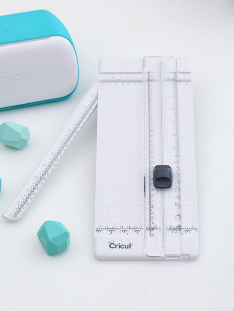 Portable Craft Paper Trimmer Cricut Swing-out Arm Measures to 15 Inches 